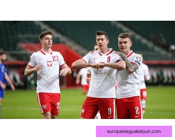 莱万多夫斯基持续保持首发状态，将助力球队争取更佳战绩